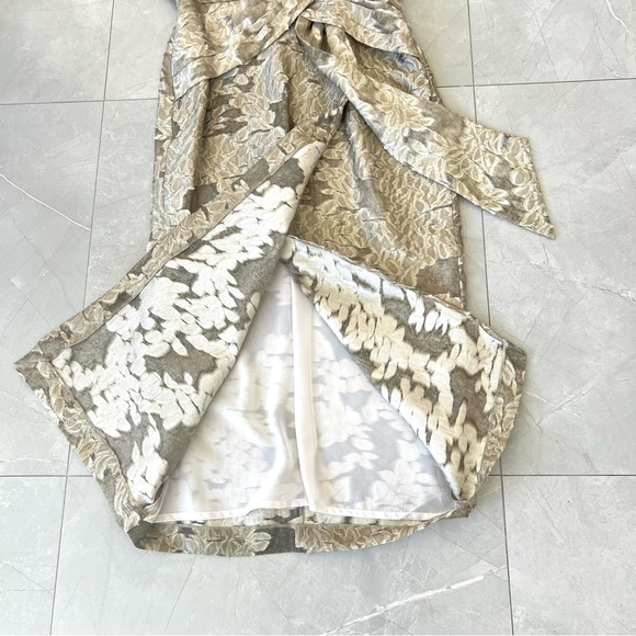 ZARA Sage Green Textured Draped Floral Design Short Sleeves Midi Dress Sz L NEW - Picture 12 of 16